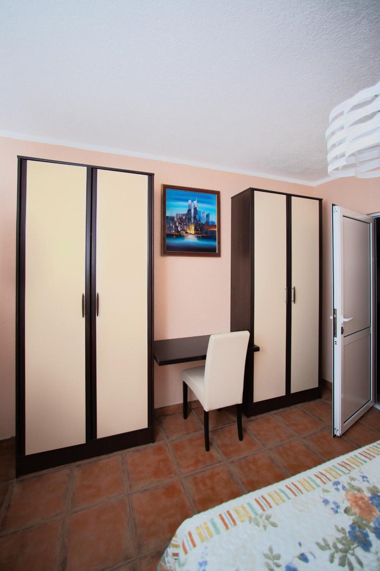 Villa Shu Krimovica エクステリア 写真